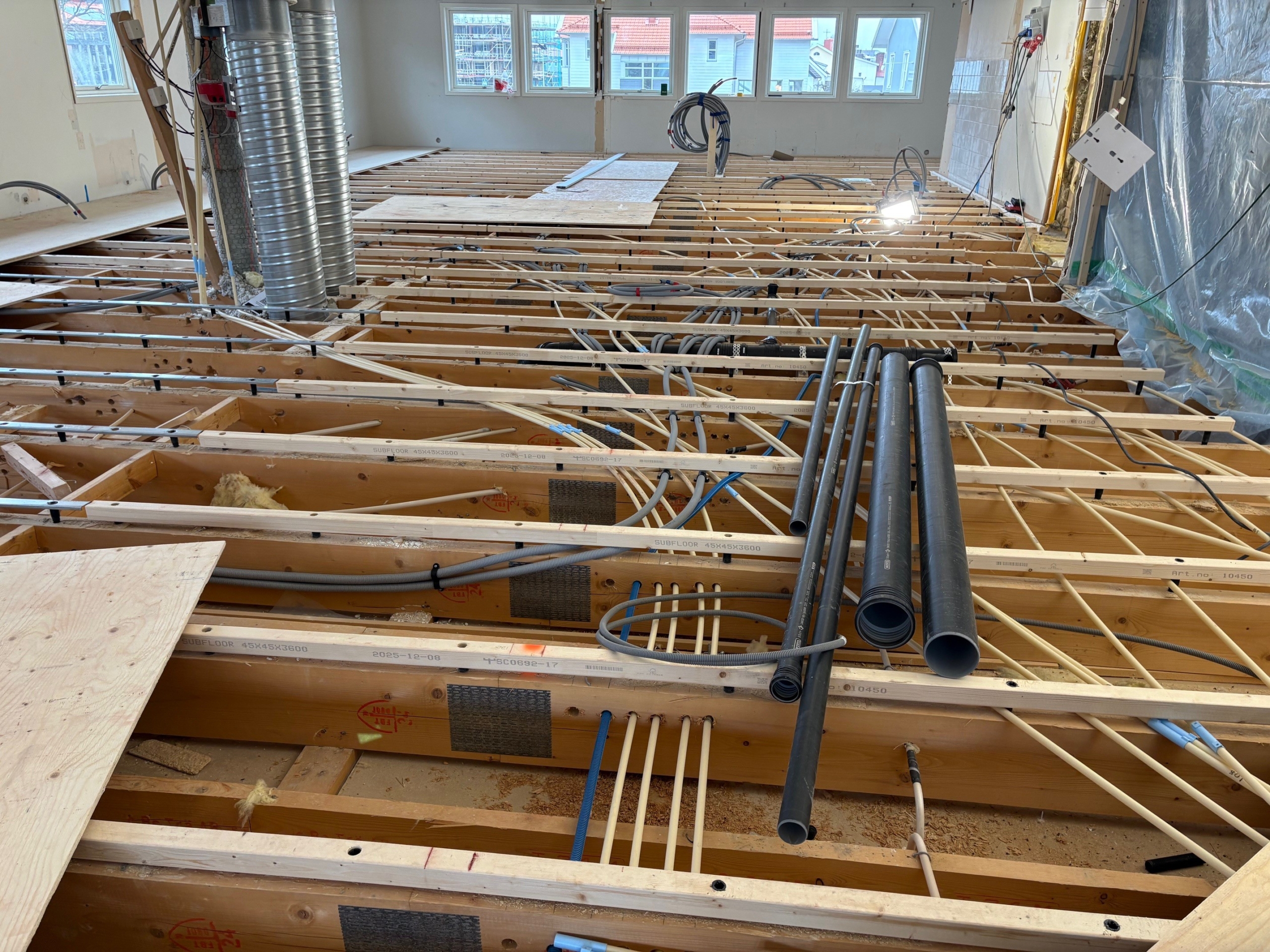 Uppreglat golv Hemtjänst Henån 4